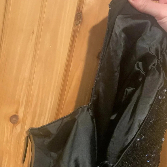 ‼️RETROFETE skirt‼️ - Picture 8 of 9